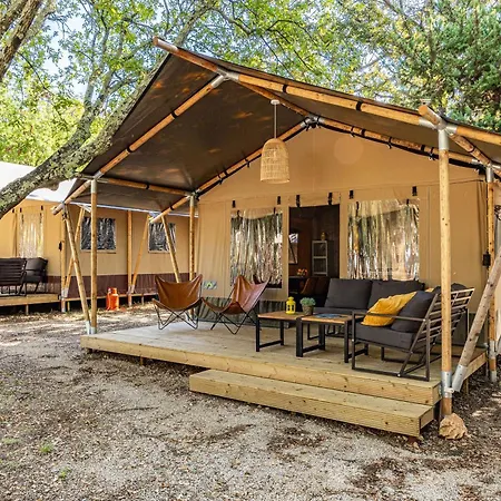 Easyatent Safari Tents Bijela Uvala キャンプ場