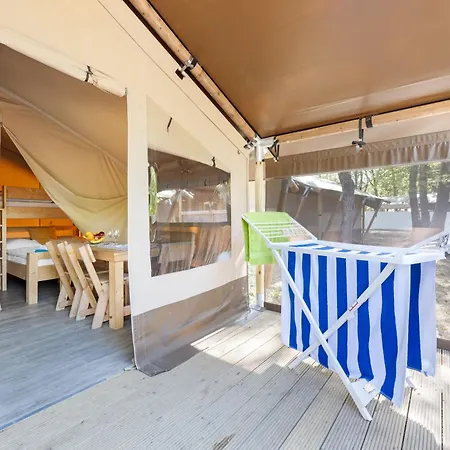 Easyatent Safari Tents Bijela Uvala Campeggio