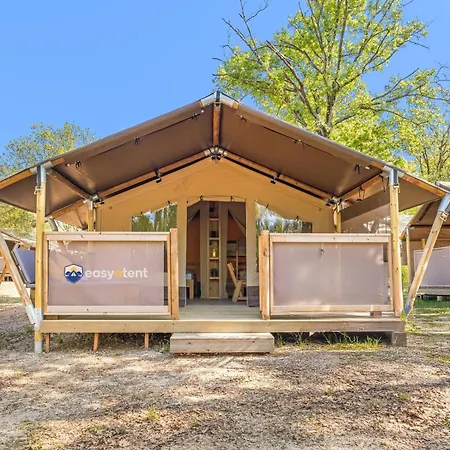 Easyatent Safari Tents Bijela Uvala キャンプ場