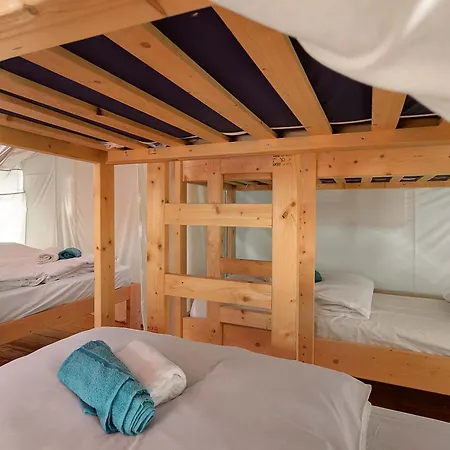 キャンプ場 Easyatent Safari Tents Bijela Uvala *