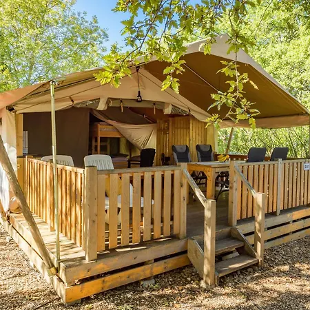 Easyatent Safari Tents Bijela Uvala キャンプ場 *