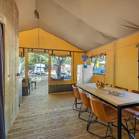 Easyatent Safari Tents Bijela Uvala Кемпінг Пореч