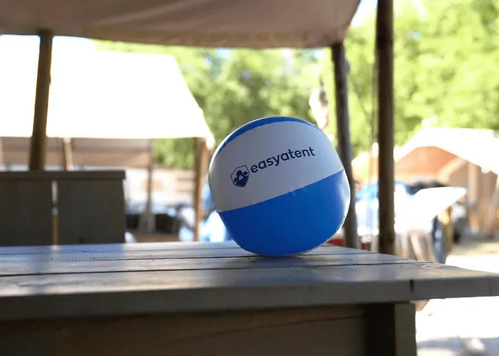 Easyatent Safari Tents Bijela Uvala Kemping *